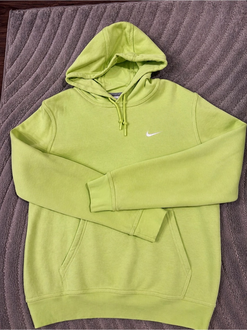 Nike Lime Green Hoodie | Men’s M (Oversized Fit) | Vibrant